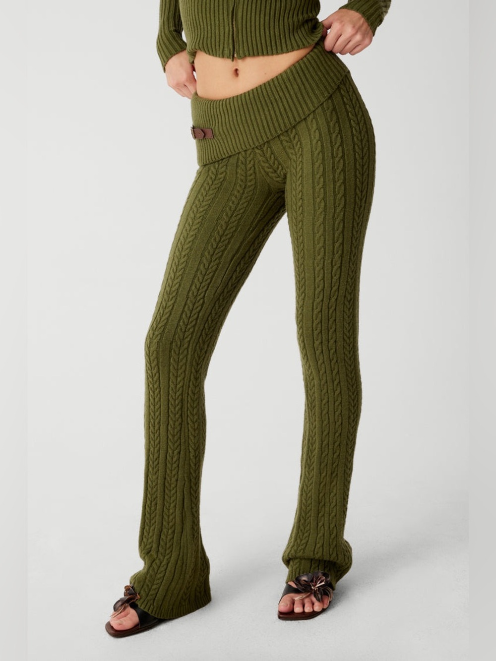 Feankies Bikinis Fleur Cable Cloud Knit Olive  Pants Size Medium